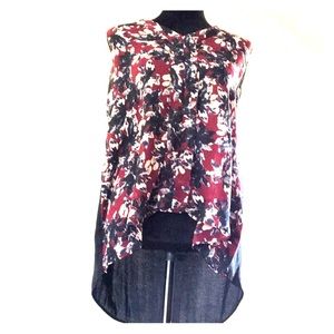 NWT size large Vera Wang shell.